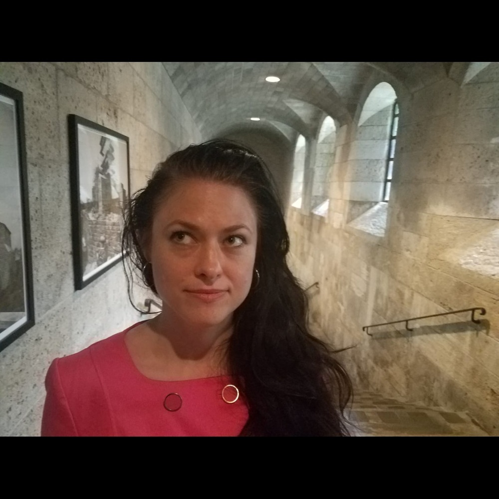 Meet your Posher, Jennifer